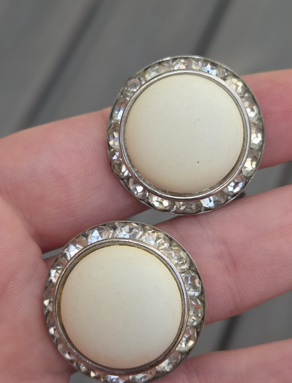 Vintage Coro Cream Cabochon Rhinestone Silver Tone Clip On Earrings